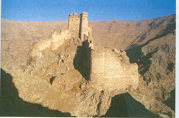 Castle ruins, Ardahan, Turkey photo