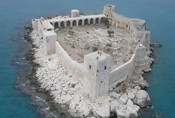 Fortress, Mersin, Turkey photo